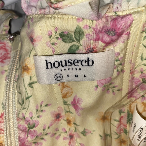 **SOLD** House of CB Remy Lemon Floral Corseted Crop Top - Picture 2 of 4